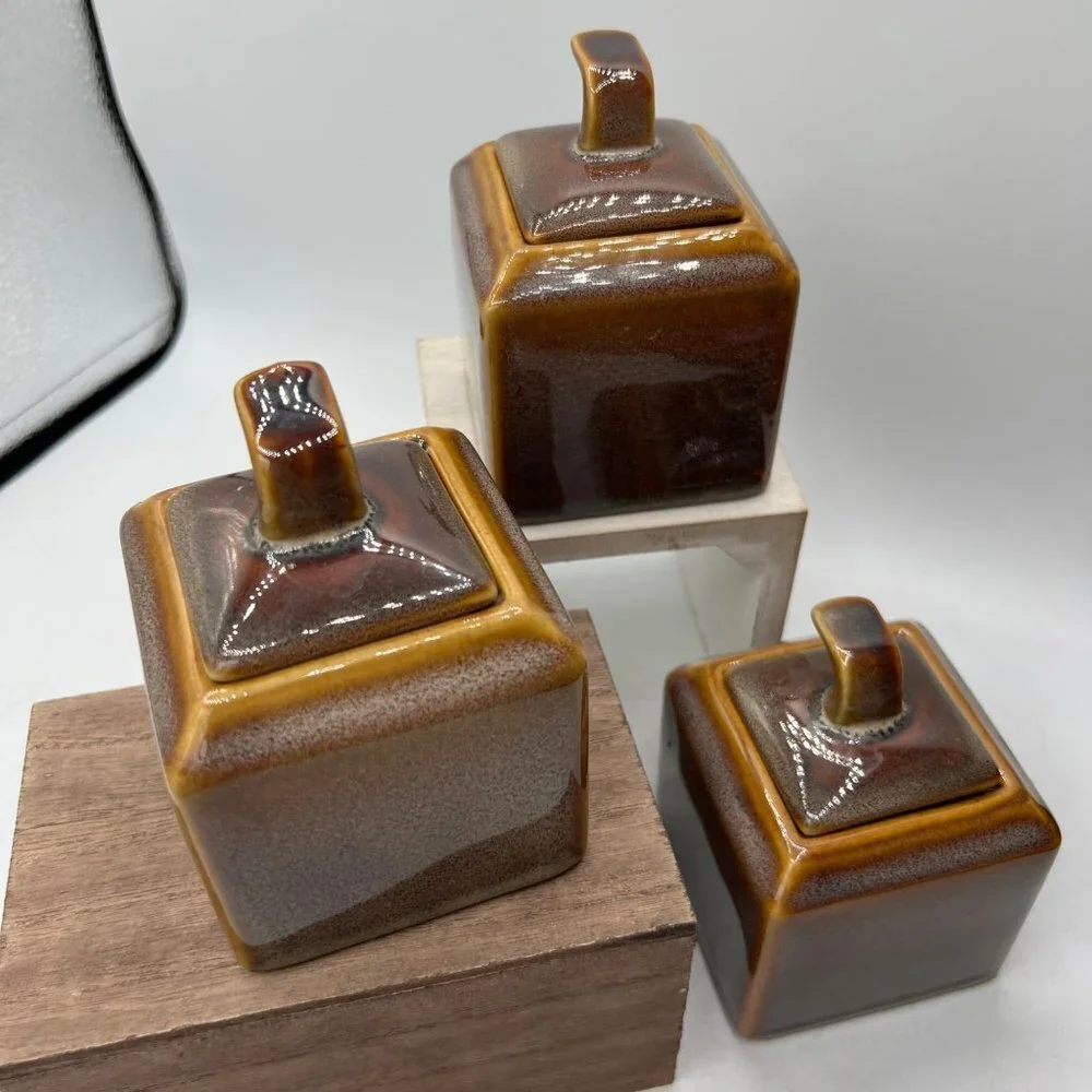 The Bombay Company Tea Jars Lidded